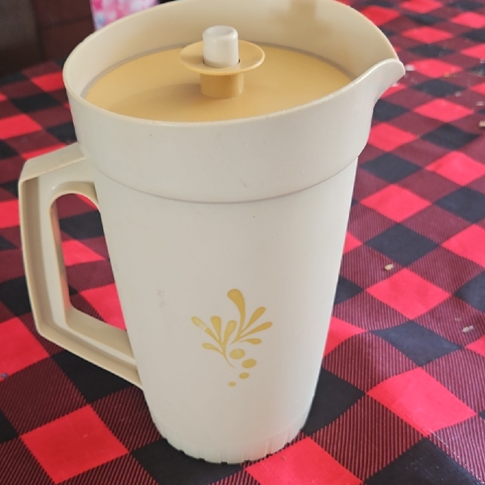 White and Yellow Pitcher Jug with Lid - Stylish Beverage Server